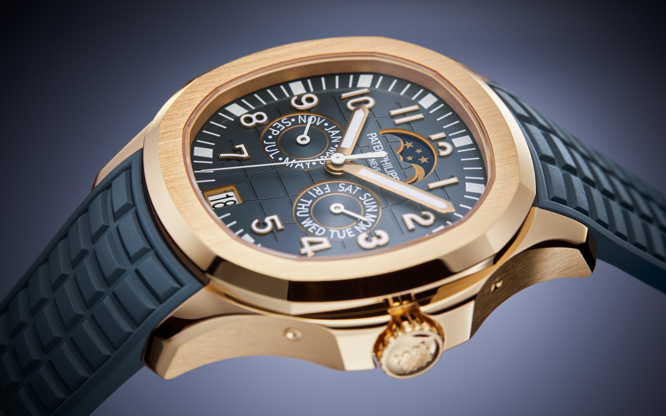 Patek Philippe | Aquanaut Ref. 5261R-001 Rose Gold