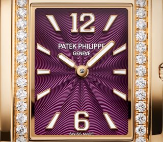 Patek Philippe Twenty~4 كود 4910/1201R-010 الذهب الوردي - فني