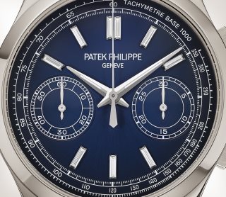 Patek Philippe Aquanaut Ladies 35mm Blue Diamond Dial MINT CONDITION [Box and Papers]