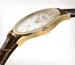 Patek Philippe 18 carat Rosegold Square from the 40s in top condition 27 x 36 mm fine men's watch