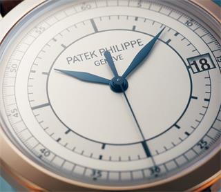 Patek Philippe World TimerPatek Philippe 5170P Platinum Chronograph Blue Gradient Dial