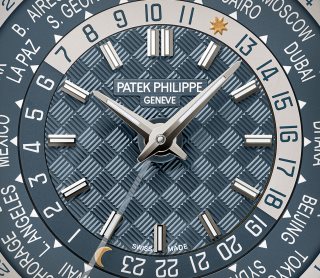 Patek Philippe 复杂功能时计 Ref. 5330G-001 白金款式 - 艺术的