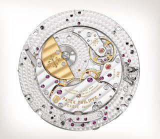 Patek Philippe Rose Gold | Diamonds Aquanaut 5167/300R-010Patek Philippe SS | Blue Nautilus Annual Calendar 5726/1A-014