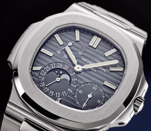 Patek Philippe Complications Annual Calendar Mondphase Ref. 5396R-001