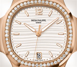 Patek Philippe Complications Chronograph Rose gold Ref: 5070R-001