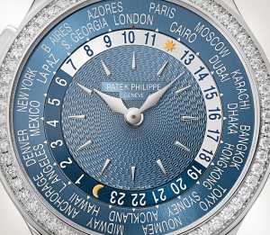 Patek Philippe Ellipse Lady in 18k Yellow Gold, Blue Dial, 25.3mm Manual mov. Perfect Condition Ref. 4223