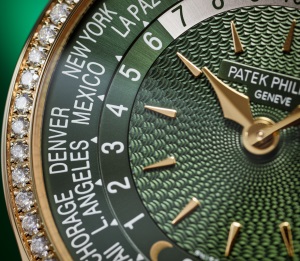Patek Philippe Komplizierte Uhren Ref. 7130R-014 Roségold - Artistic