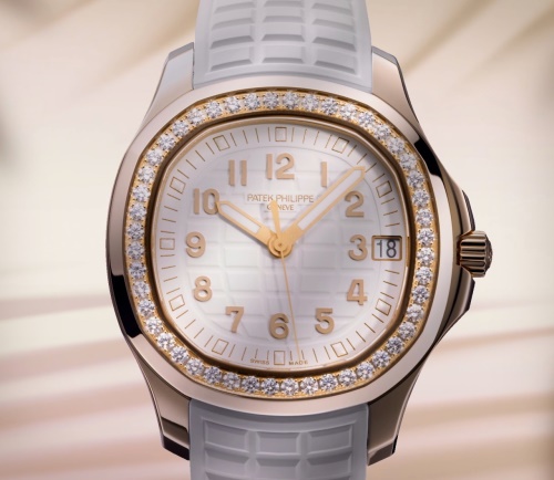 5980 two tone blue dial