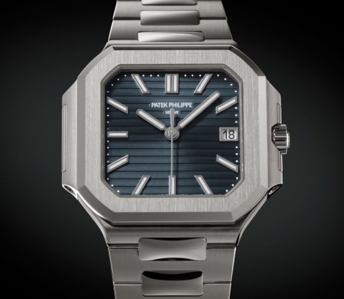 Patek Philippe Cubitus Ref. 7128/1G-001 White Gold